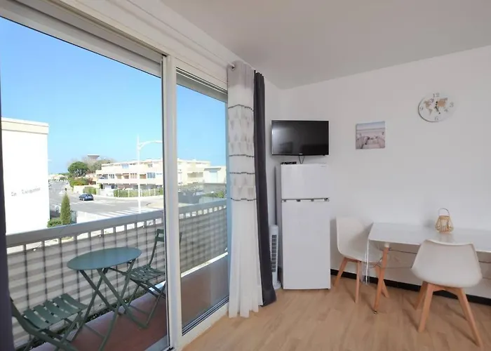 Les Plages Du Boucanet Апартаменты